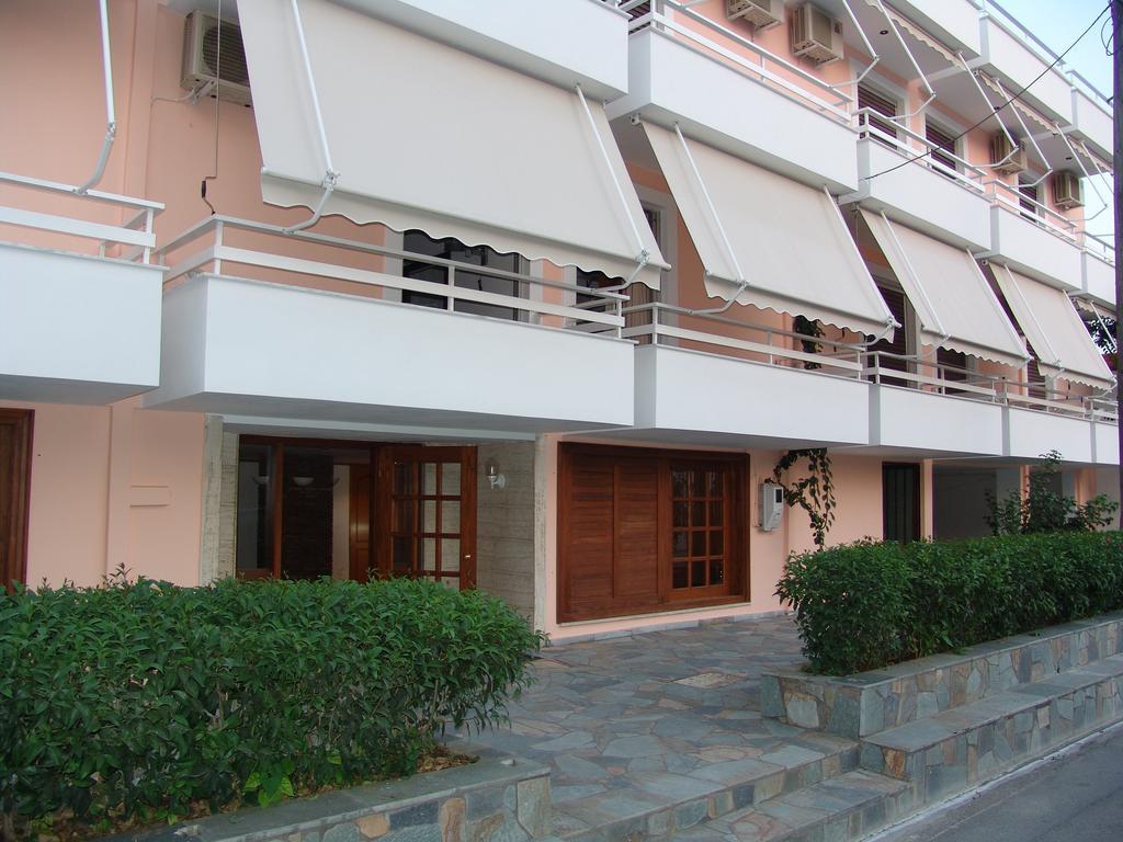 נאוס פירגוס Kochili Apartments מראה חיצוני תמונה