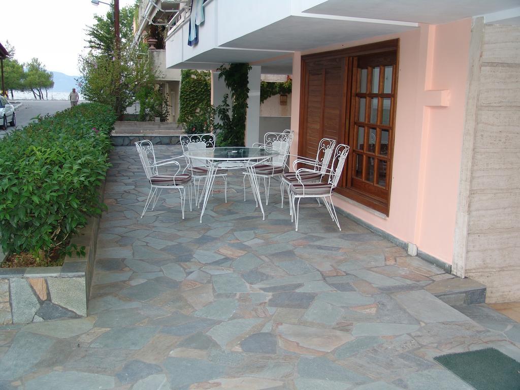 נאוס פירגוס Kochili Apartments מראה חיצוני תמונה